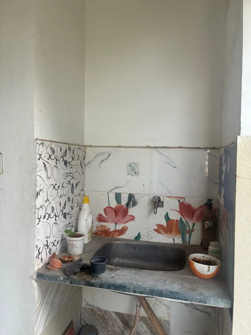 for Rent in Indra Nagar Lucknow - Photo 2