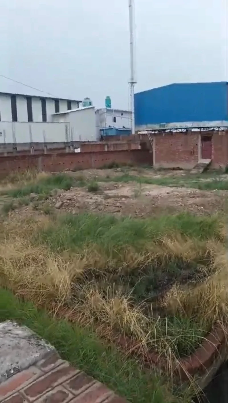 Commercial for Sell in Kursi Road Lucknow - Photo 1