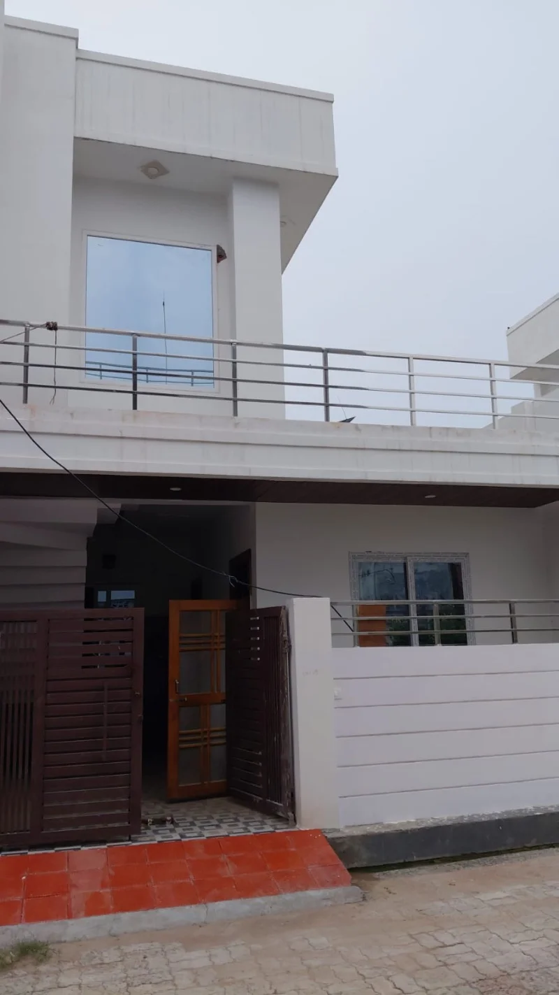 2 BHK Independent House for Sell in Indira Nagar Lucknow - Photo 4