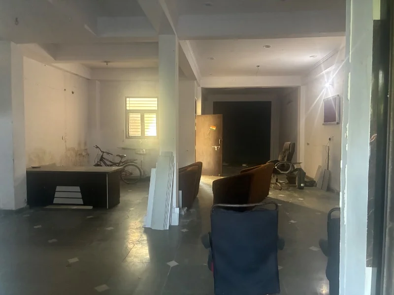 Office for Rent in Gomti Nagar Lucknow - Photo 3