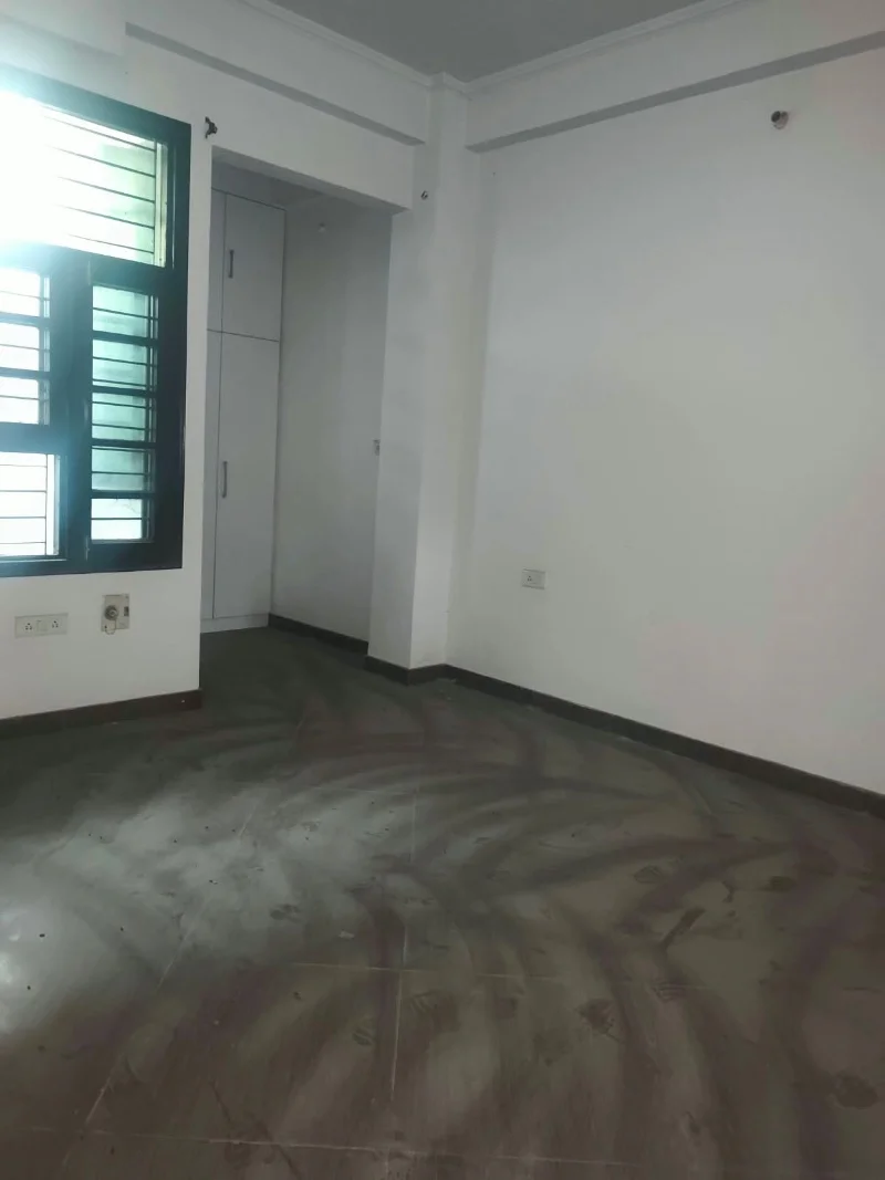 8 BHK Independent House for Rent in Gomti Nagar Lucknow - Photo 4