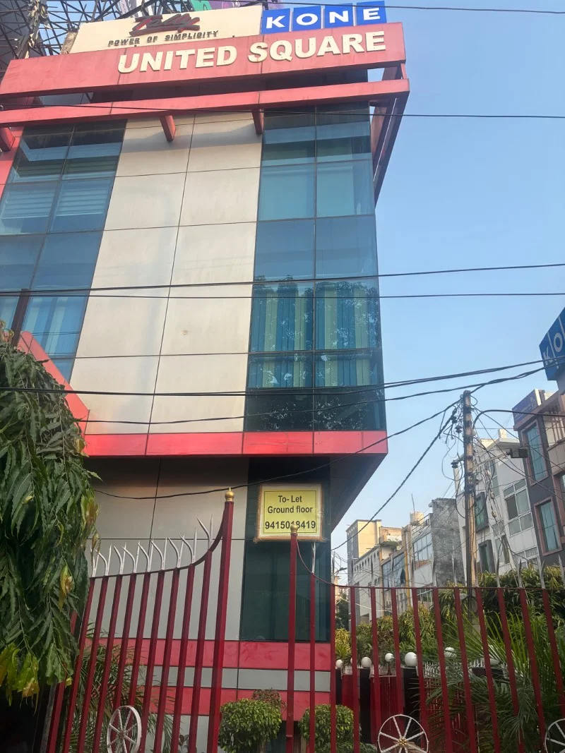 Floor for Rent in Gomti Nagar Lucknow - Photo 1