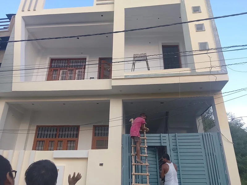 3 BHK Independent House for Sell in Gomti Nagar Lucknow - Photo 1