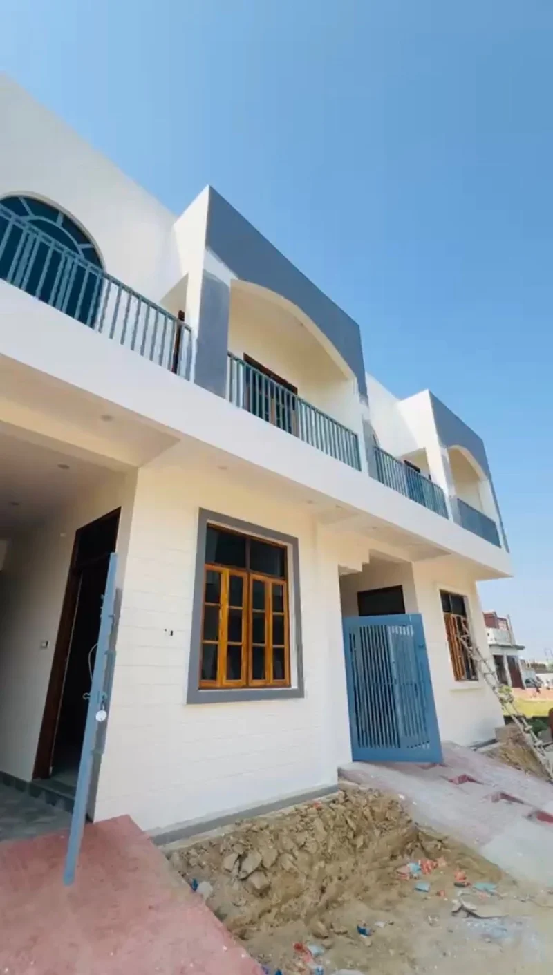 3 BHK Independent House for Sell in Jarara Road Lucknow - Photo 1