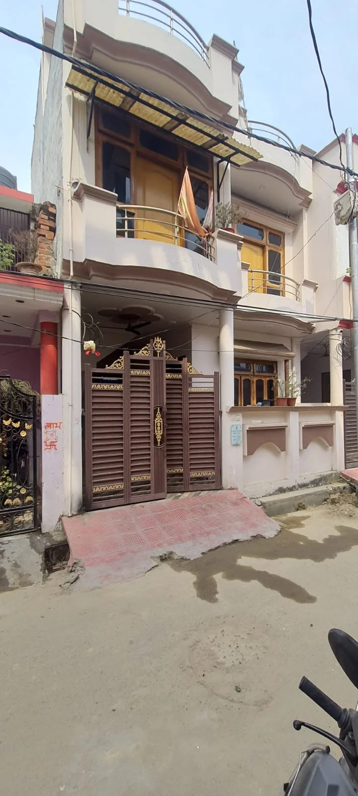 4 BHK Independent House for Sell in Triveni Nagar Lucknow - Photo 1