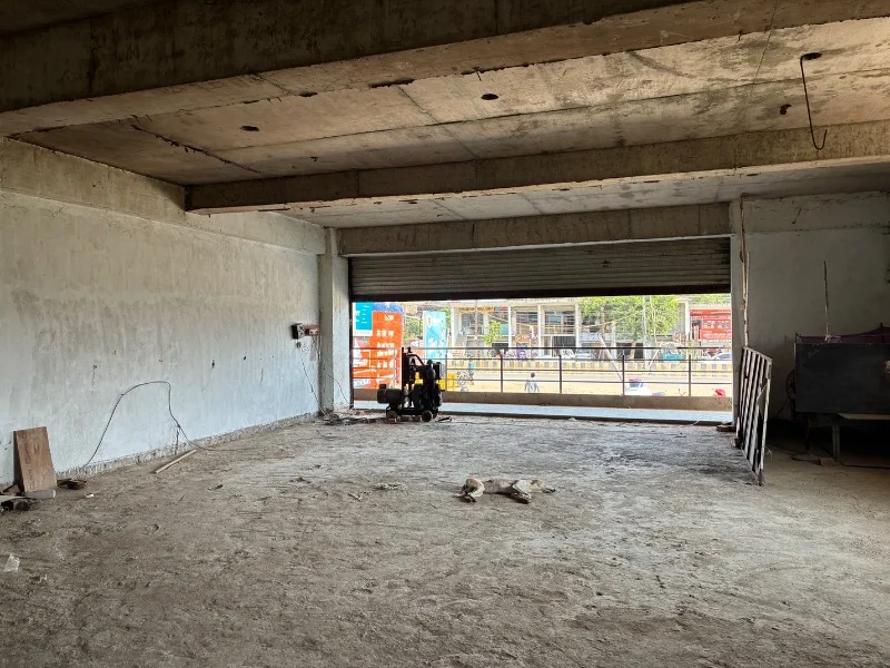 Showroom for Rent in Deva Road Lucknow - Photo 4