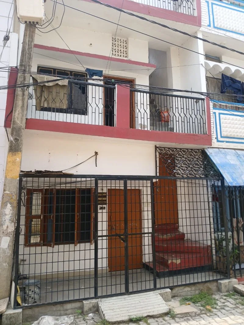 2 BHK Independent House for Sell in Indira Nagar Lucknow - Photo 1