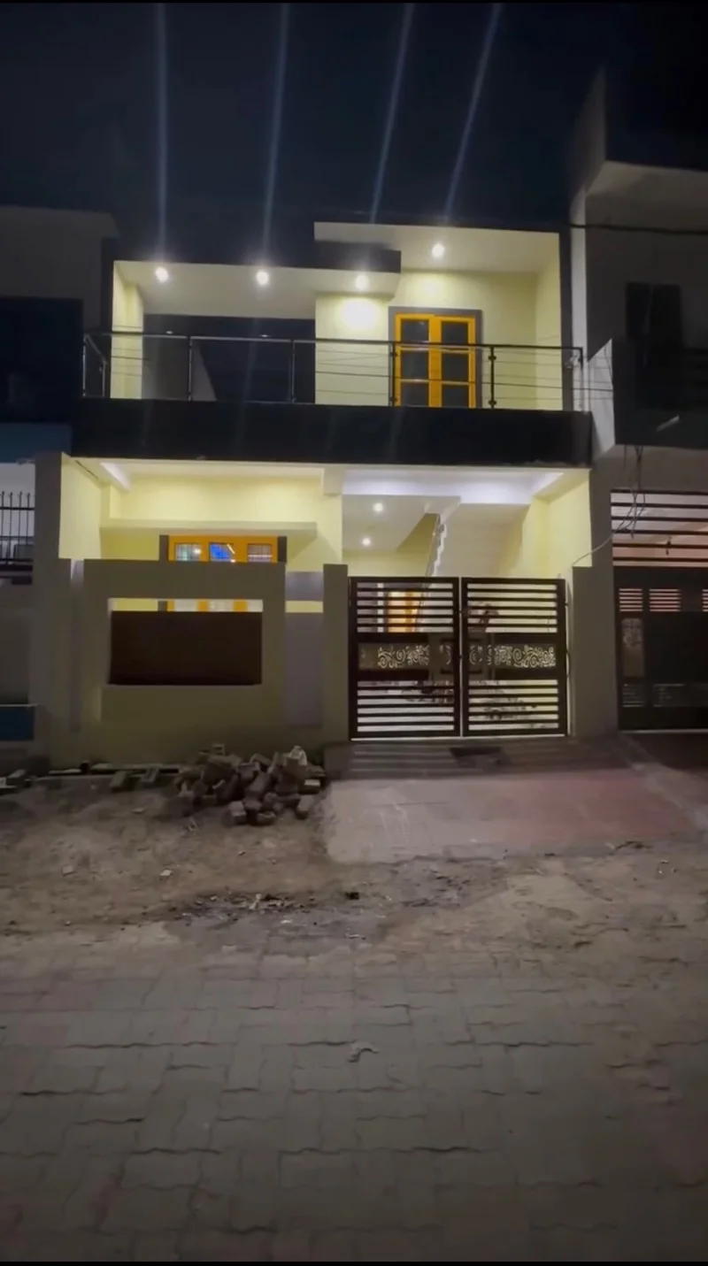 2 BHK Independent House for Sell in Gomti Nagar Lucknow - Photo 1