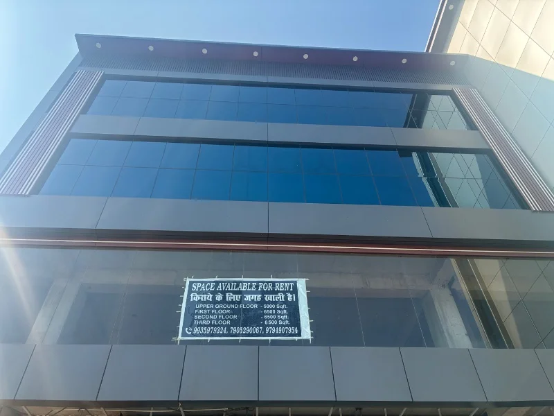 Showroom for Rent in Deva Road Lucknow - Photo 1