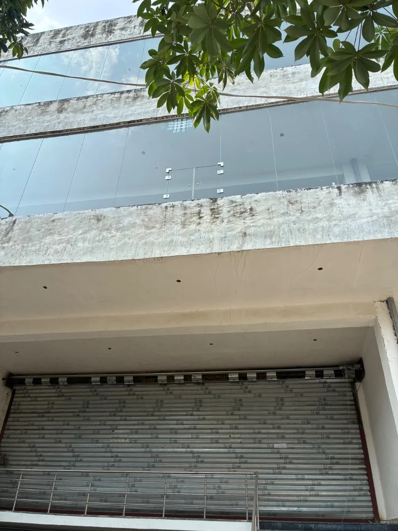 Showroom for Rent in Gomti Nagar Lucknow - Photo 1