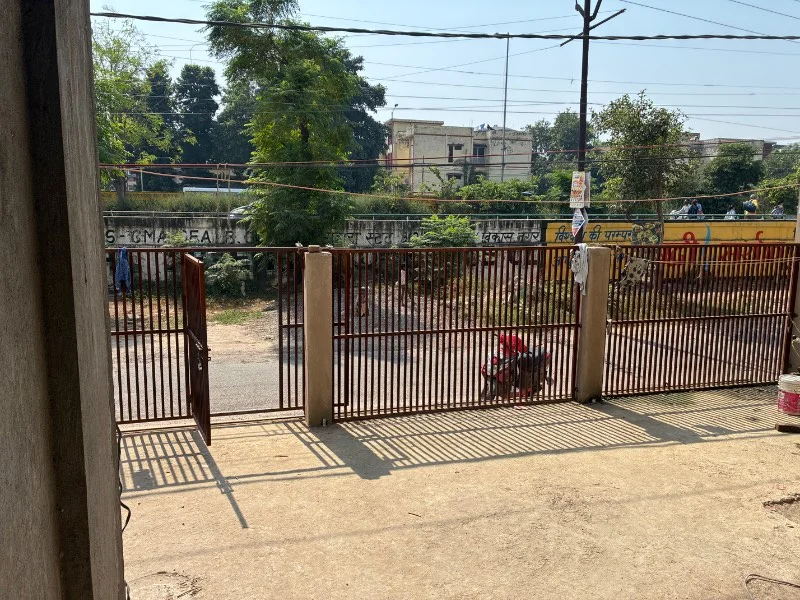 Floor for Rent in Jankipuram Lucknow - Photo 1
