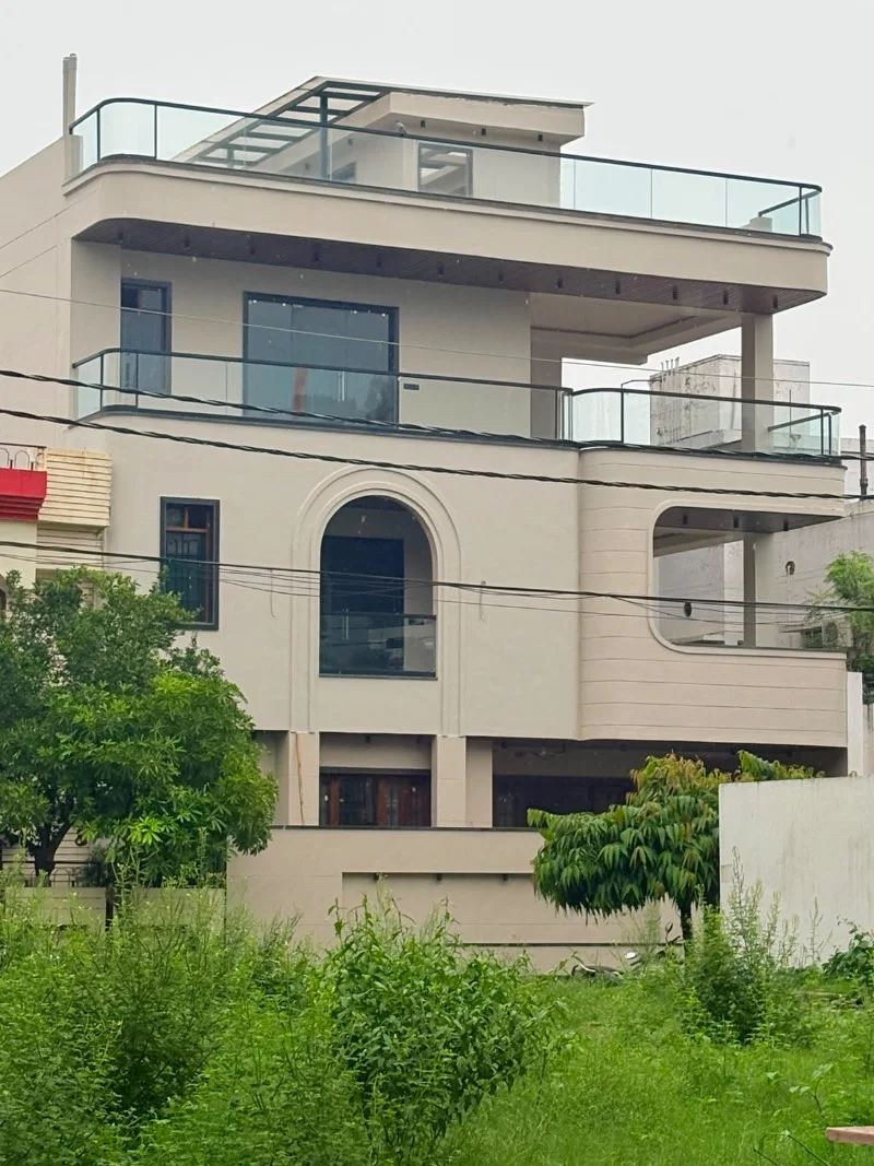 4 BHK Villa for Sell in Gomti Nagar Lucknow - Photo 1