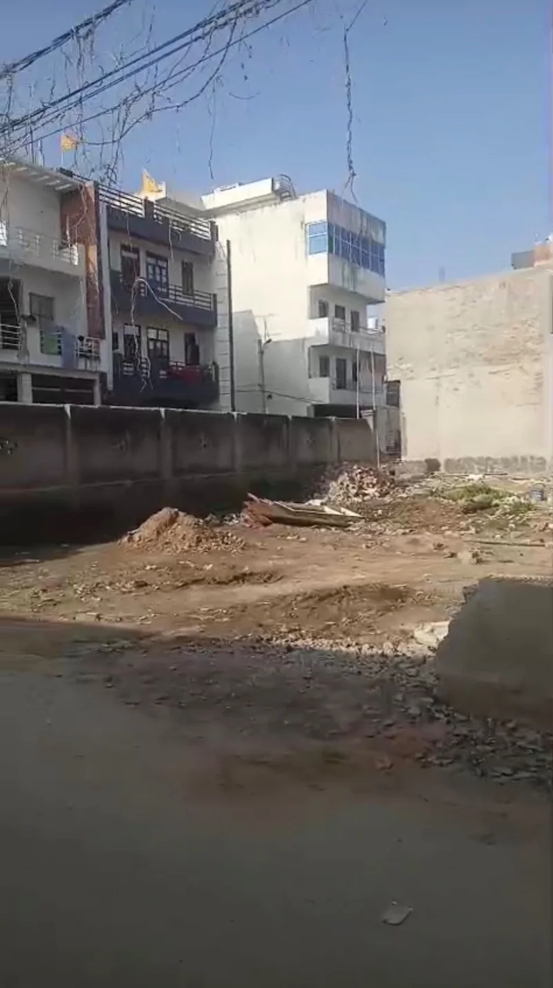 Residential for Sell in Kursi Road Lucknow - Photo 1