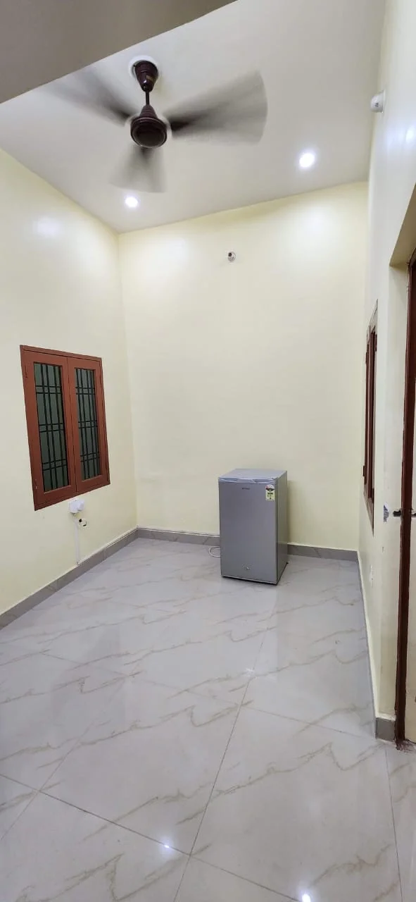 2 BHK Independent House for Sell in Gomti Nagar Lucknow - Photo 2
