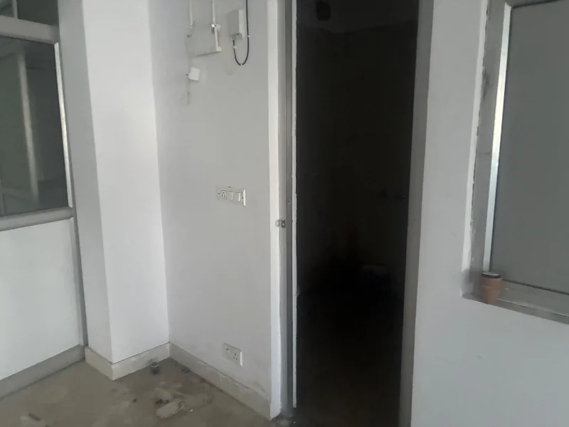 Office for Rent in Gomti Nagar Lucknow - Photo 3