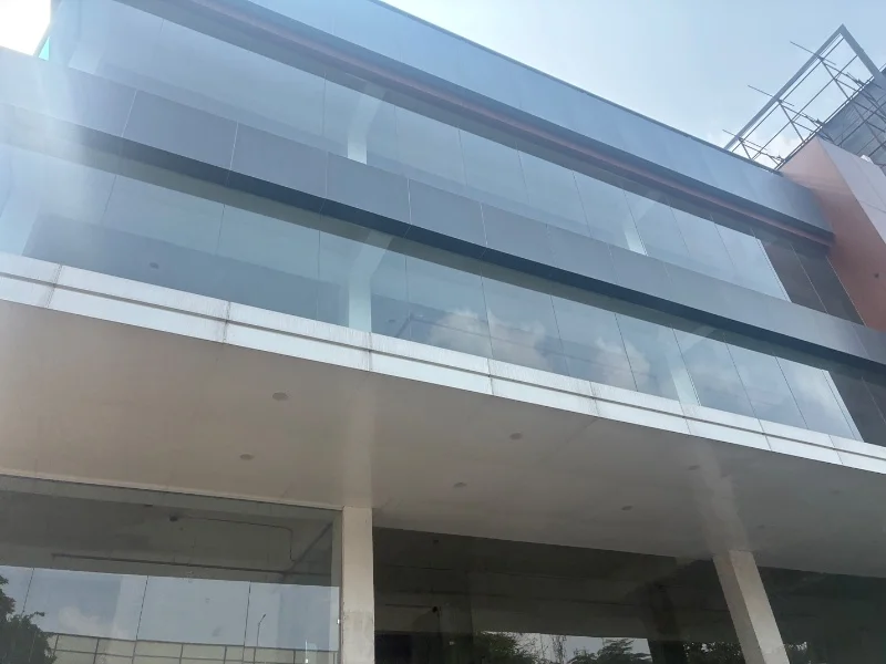 Showroom for Rent in Vikas Nagar Lucknow - Photo 1