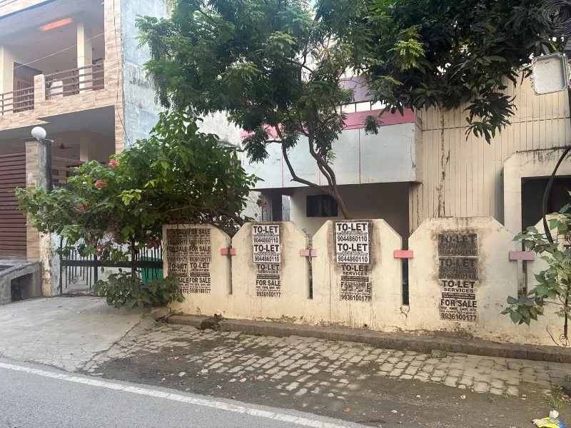 3 BHK Villa for Sell in Indira Nagar Lucknow - Photo 1