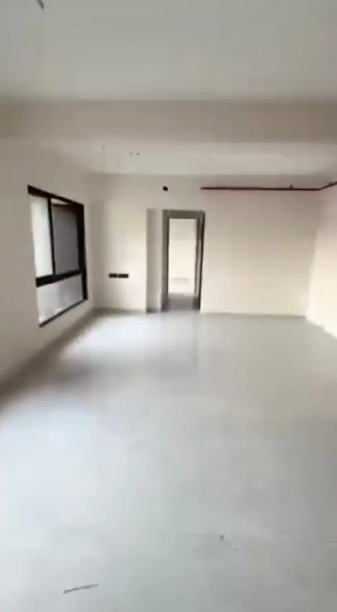 2 BHK Apartment/flat for Sell in Oshiwara Mumbai - Photo 1