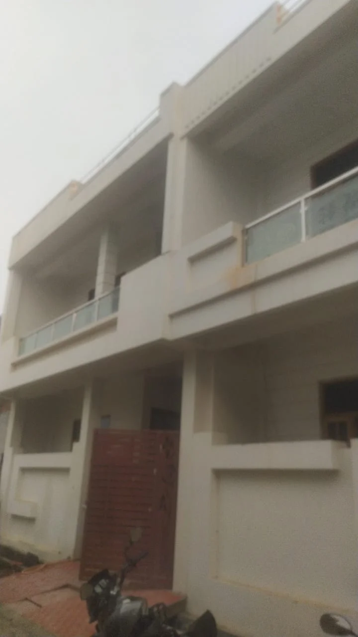 2 BHK Independent House for Sell in Indira Nagar Lucknow - Photo 1