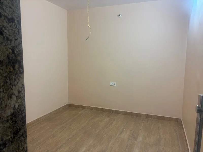 Floor for Rent in Transport Nagar Lucknow - Photo 9