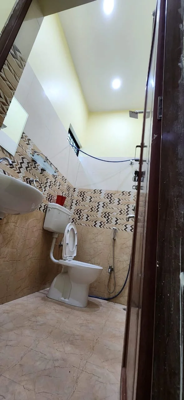 2 BHK Independent House for Sell in Gomti Nagar Lucknow - Photo 4
