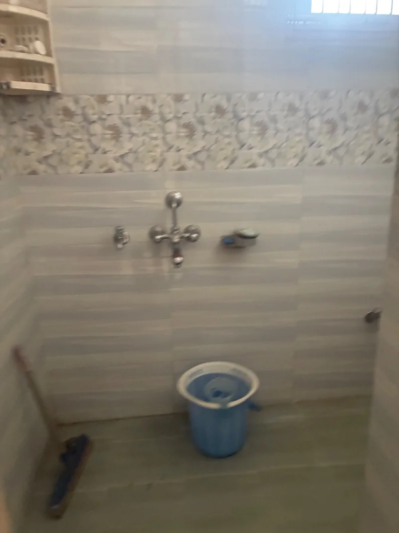 for Rent in Indra Nagar Lucknow - Photo 7