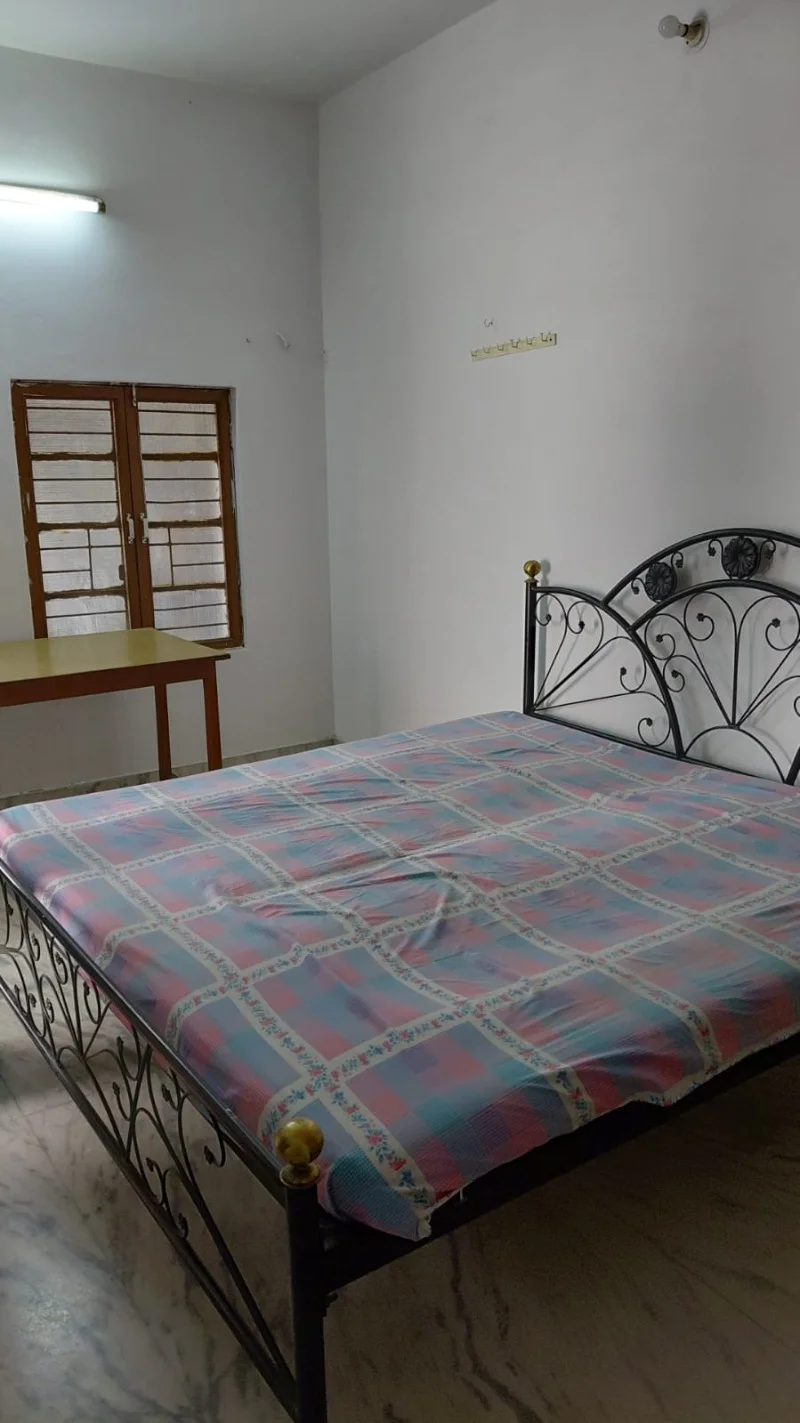 1 BHK 1rk/studio for Rent in Indira Nagar Lucknow - Photo 1