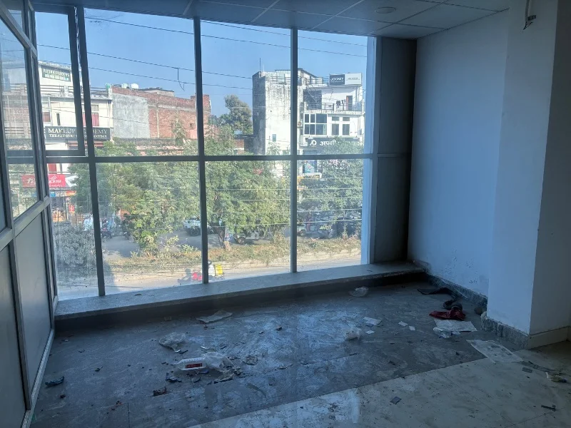 Office for Rent in Gomti Nagar Lucknow - Photo 6