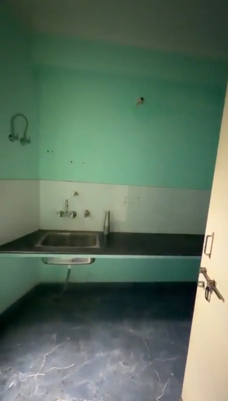 2 BHK Independent Floor for Rent in Picnic Spot Road Lucknow - Photo 4