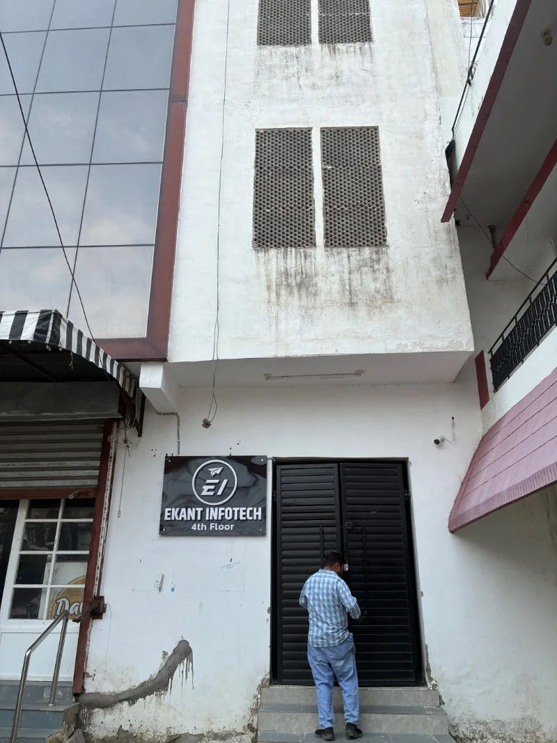 Floor for Rent in Vikas Nagar Lucknow - Photo 2