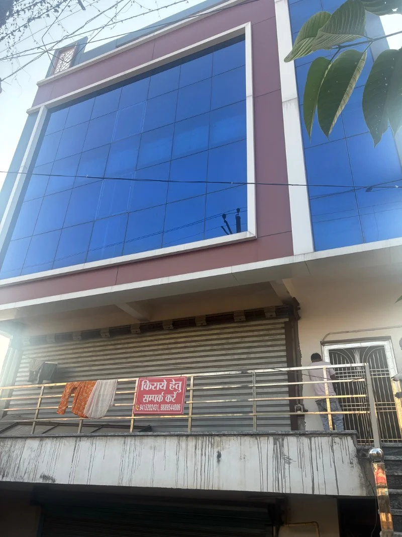 Floor for Rent in Gomti Nagar Lucknow - Photo 1