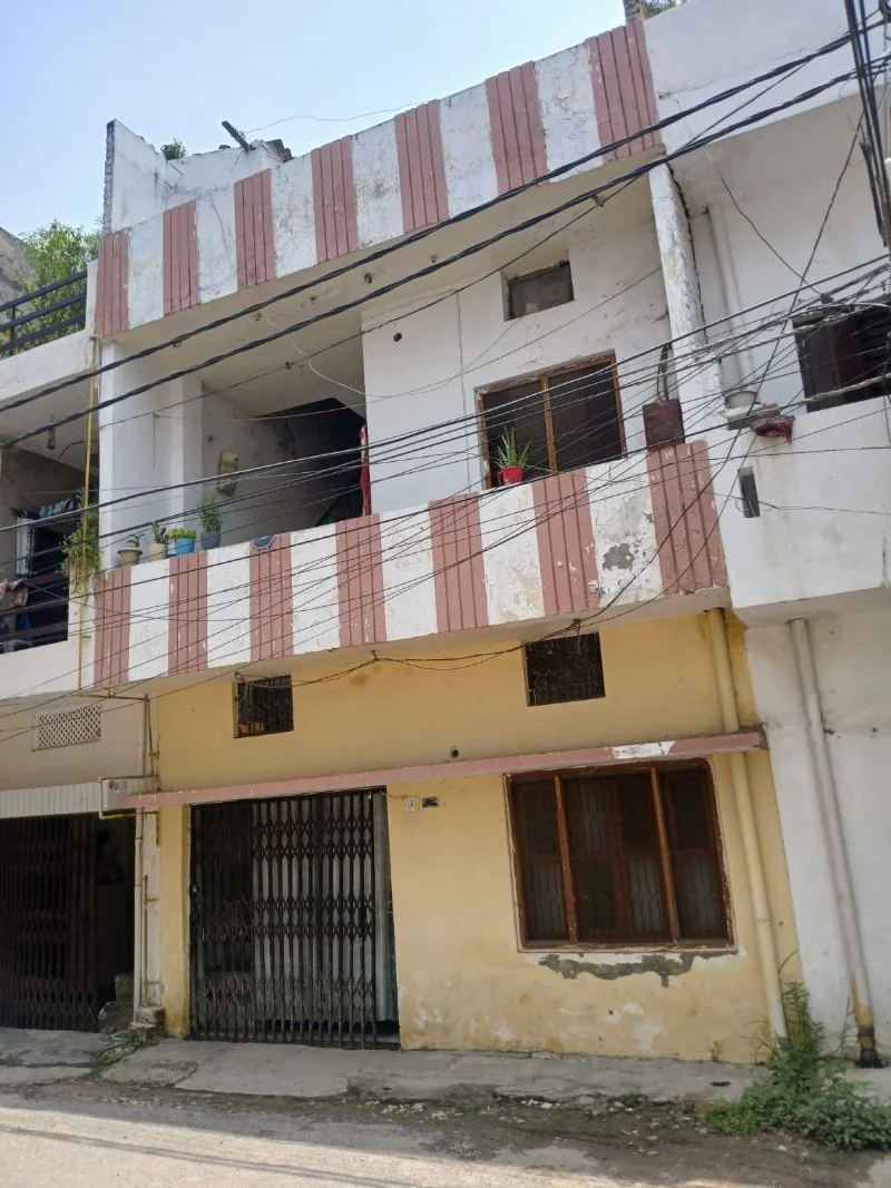 5 BHK Independent House for Sell in Indira Nagar Lucknow - Photo 1