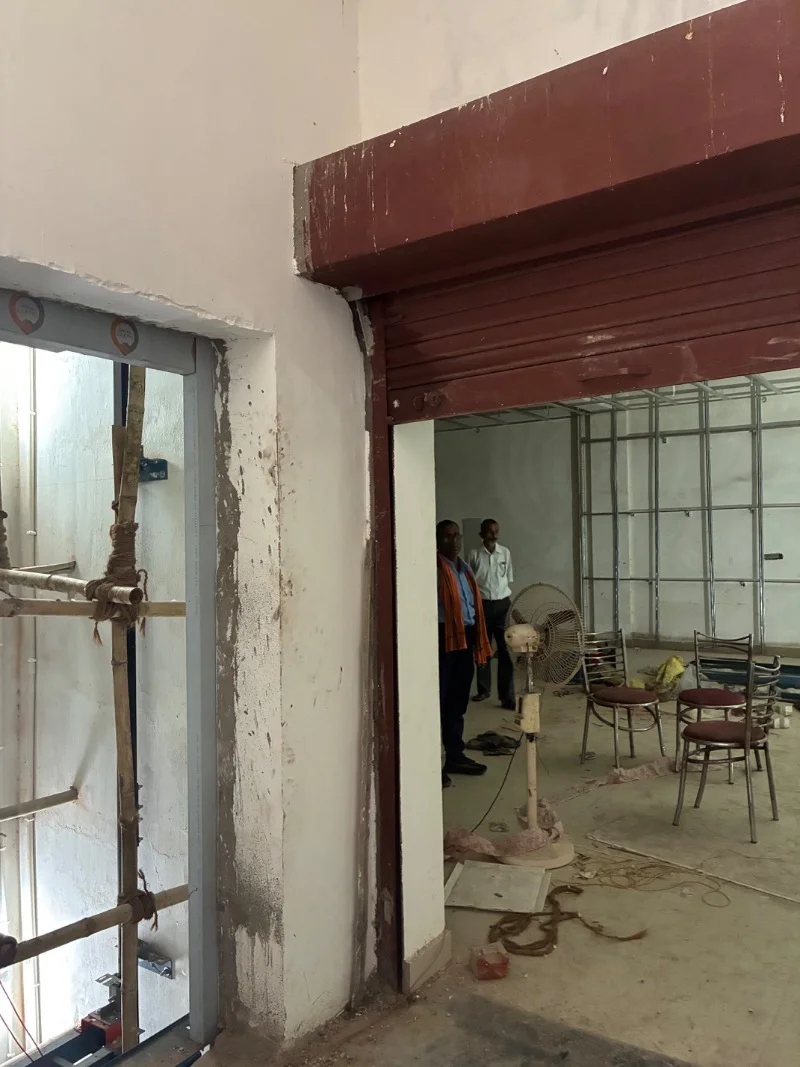 Showroom for Rent in Gomti Nagar Lucknow - Photo 2