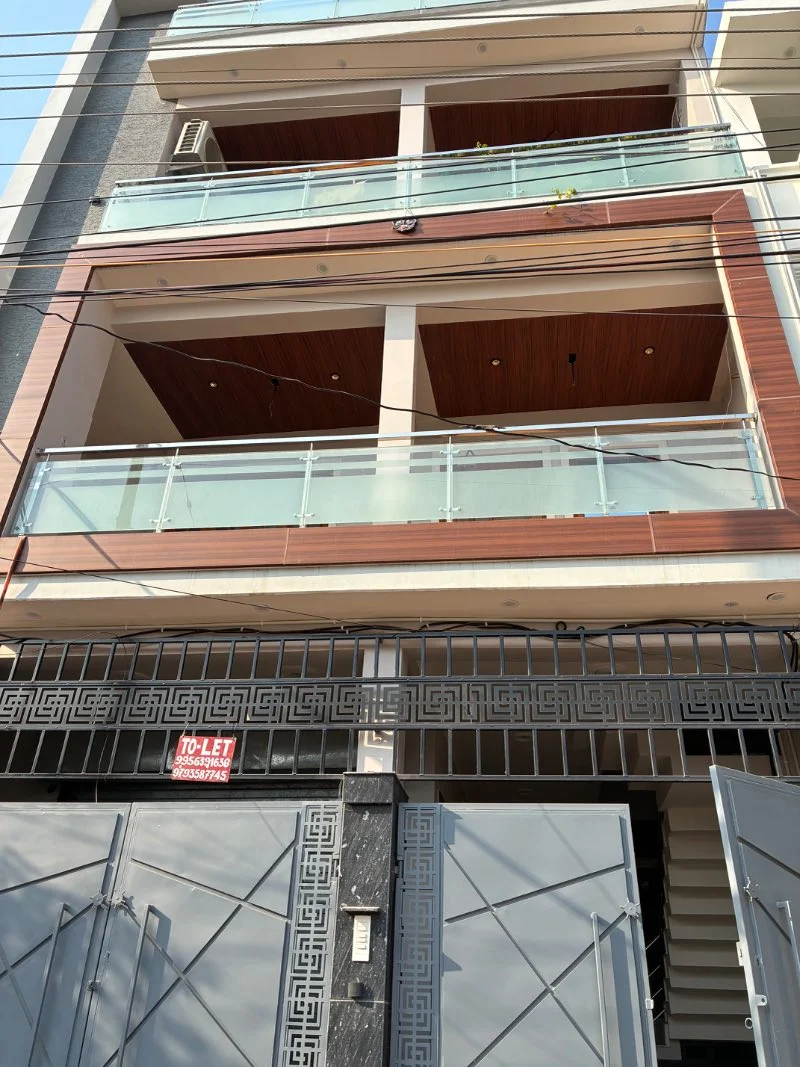 Office for Rent in Vikalp Khand-2 Lucknow - Photo 1