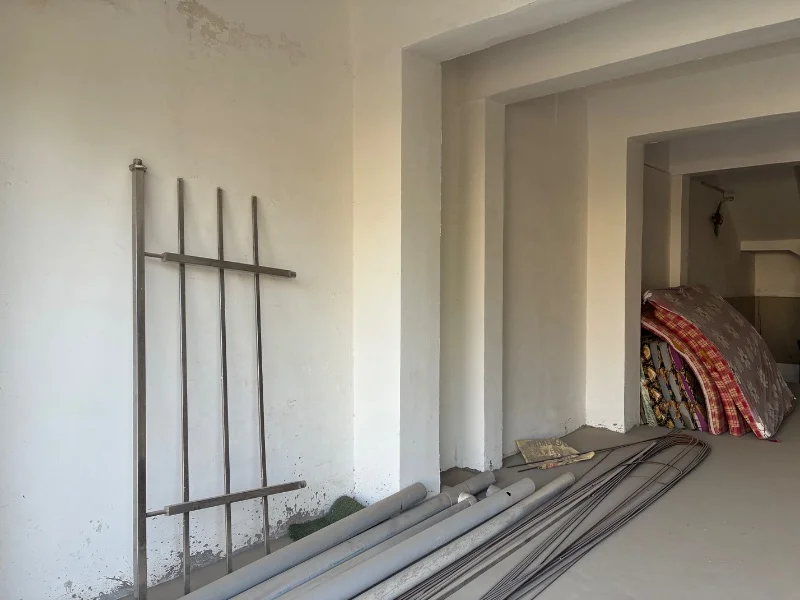 Floor for Rent in Krishna Nagar Lucknow - Photo 4