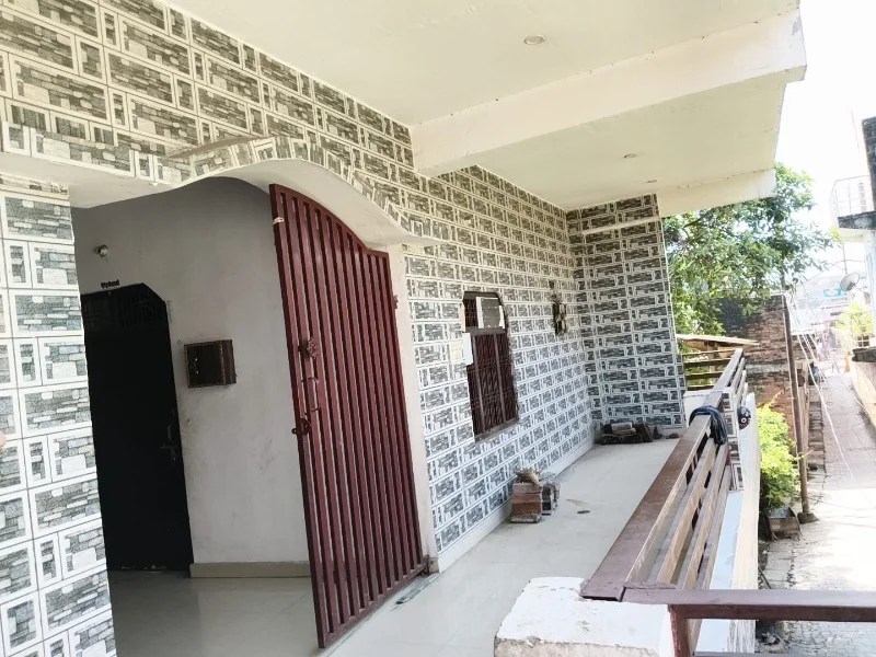for Rent in Bacharawan Lucknow - Photo 1