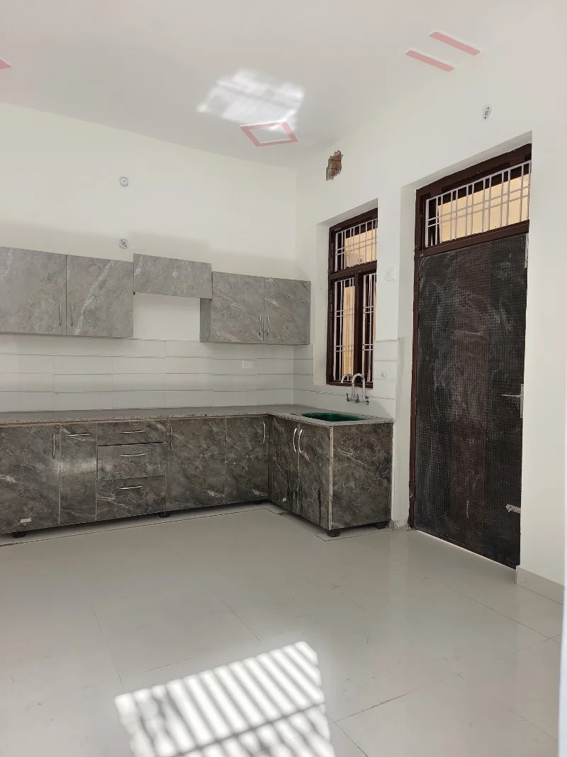 1 BHK Independent House for Rent in Jankipuram Extension Lucknow - Photo 4