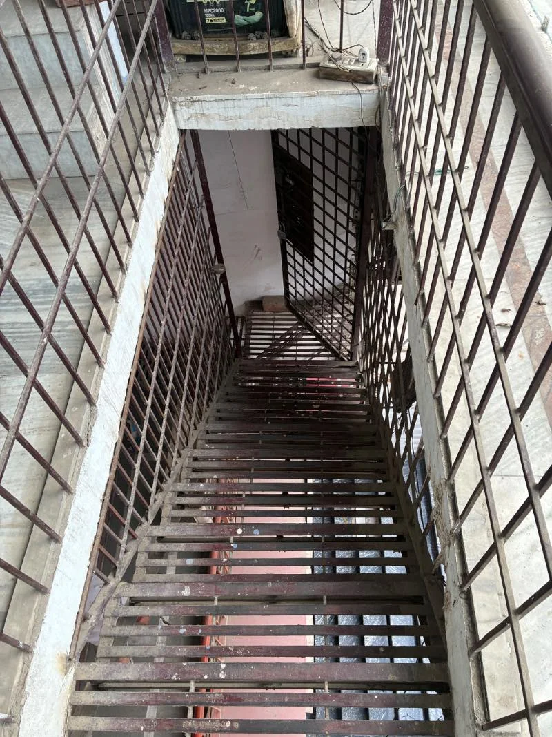 Floor for Rent in Kalyanpur Ring Road Lucknow - Photo 2