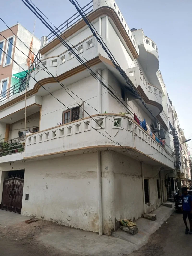 5 BHK Independent House for Sell in Indira Nagar Lucknow - Photo 1