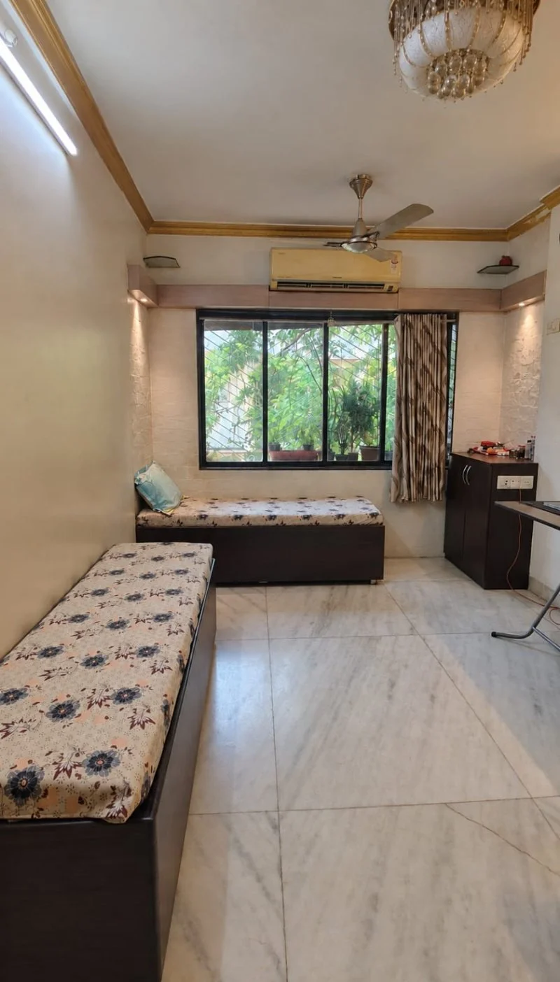 for Rent in Vile Parle East Mumbai - Photo 1