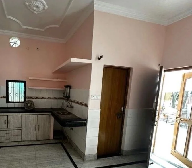 1 BHK 1rk/studio for Rent in Indira Nagar Lucknow - Photo 2