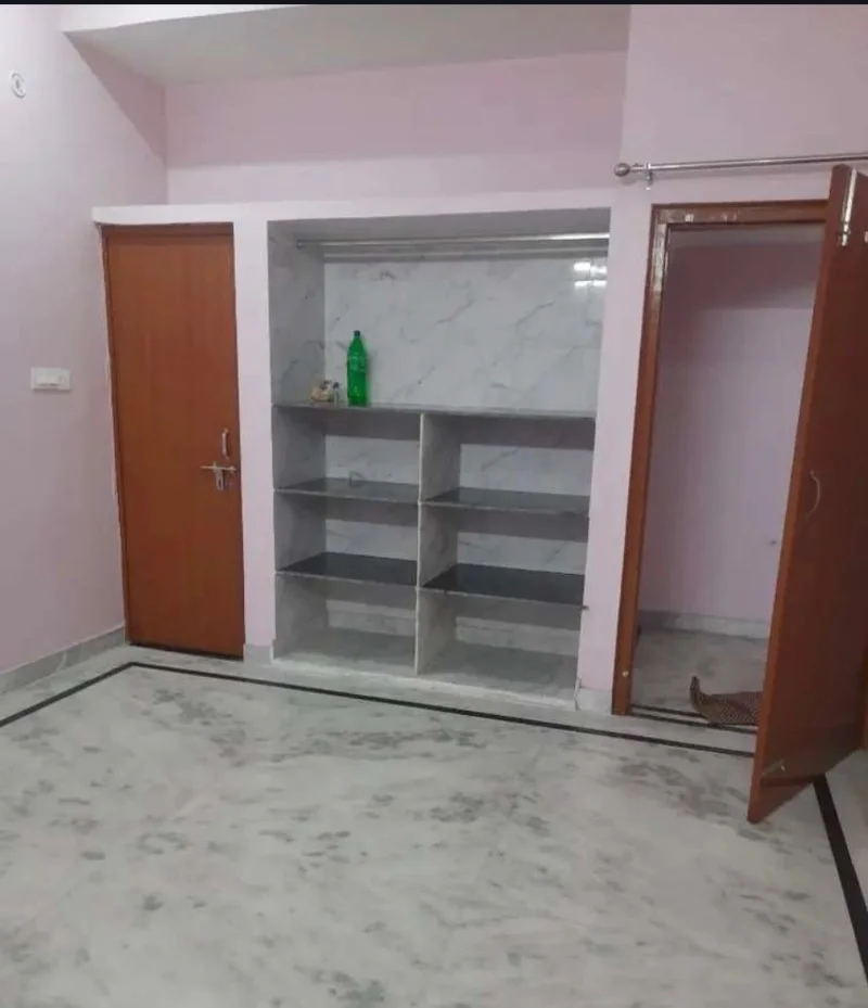 2 BHK Independent Floor for Rent in Jankipuram Lucknow - Photo 4
