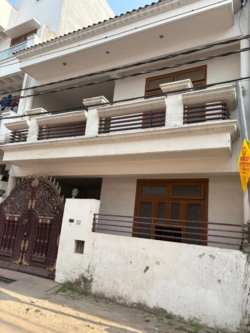 3 BHK Independent House for Sell in Viram Khand-5 Lucknow - Photo 1