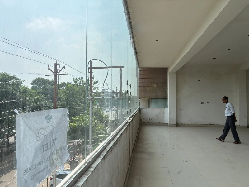 Floor for Rent in Vijayant Khand Lucknow - Photo 7